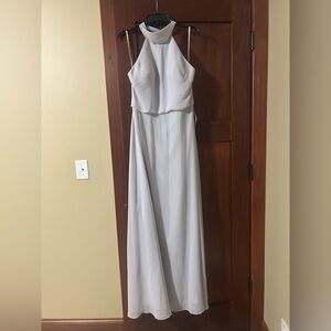 Jenny Yoo Formal Dress
Silver/grey color